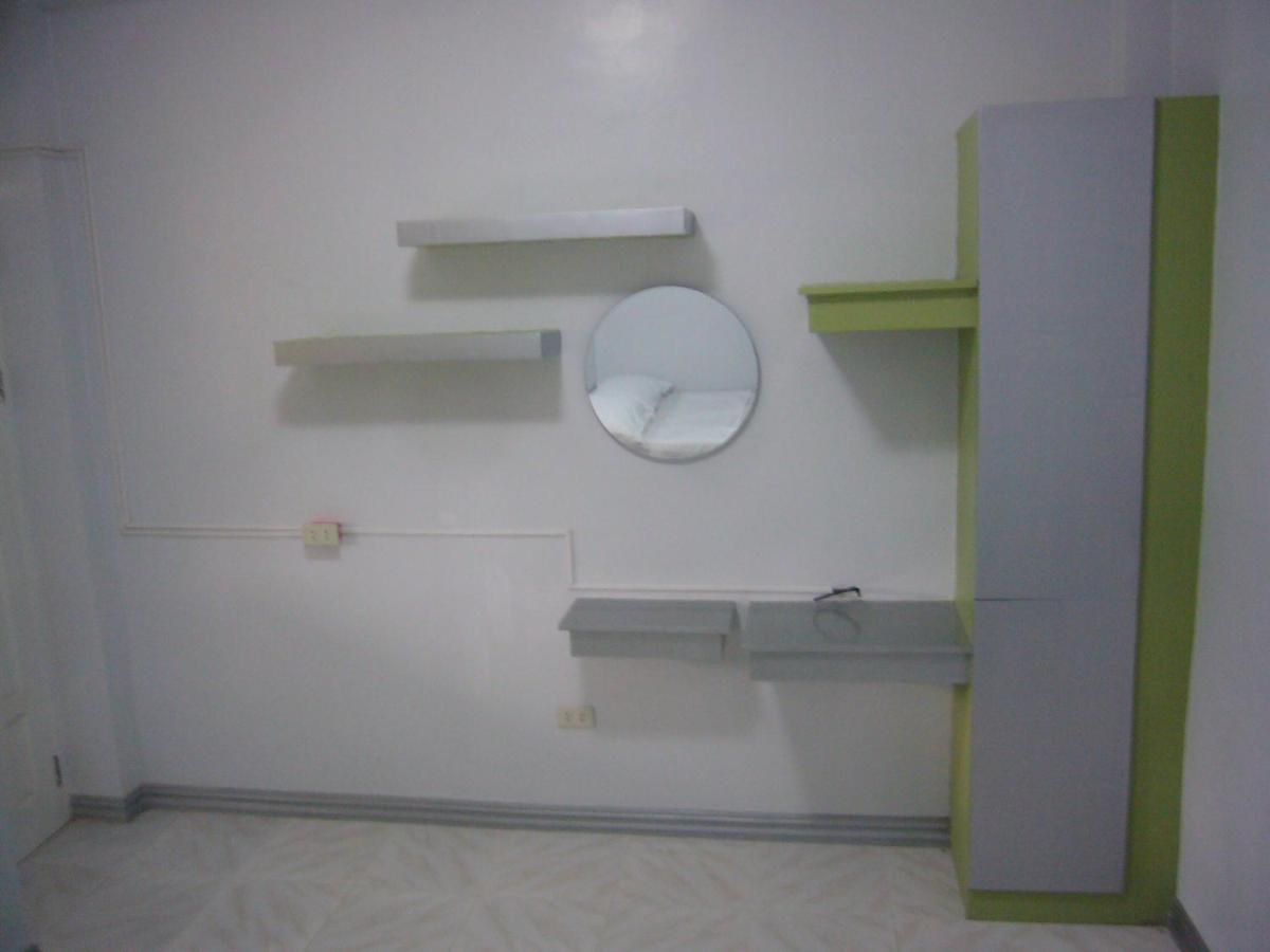 Bambooze Hauz Hotel Balabag  Phòng bức ảnh